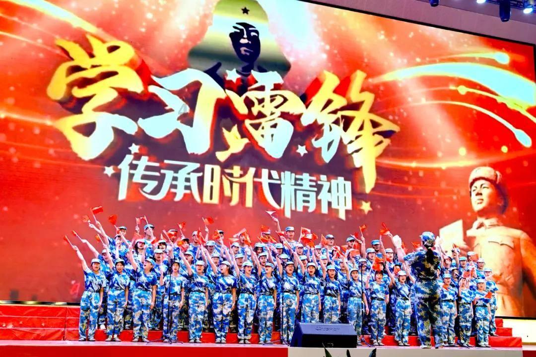 小猫钓鱼游戏龙王版有船