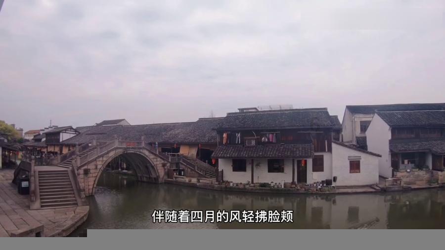 迪士尼穿汉服为啥会被拦？进入迪士尼有穿衣要求吗？游戏画面