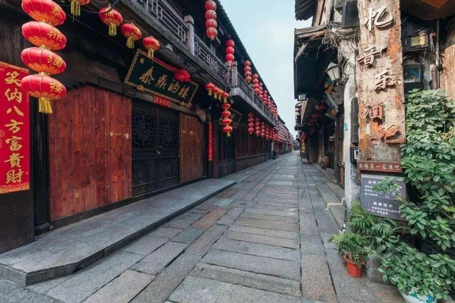探索地理中国观后感100字最近的