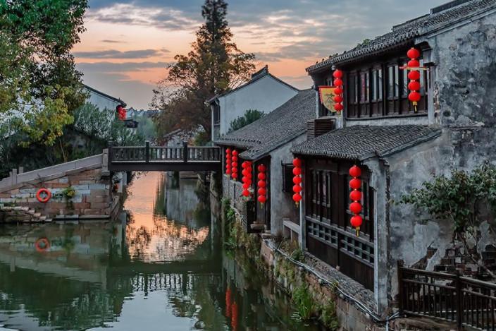 虫虫助手下载