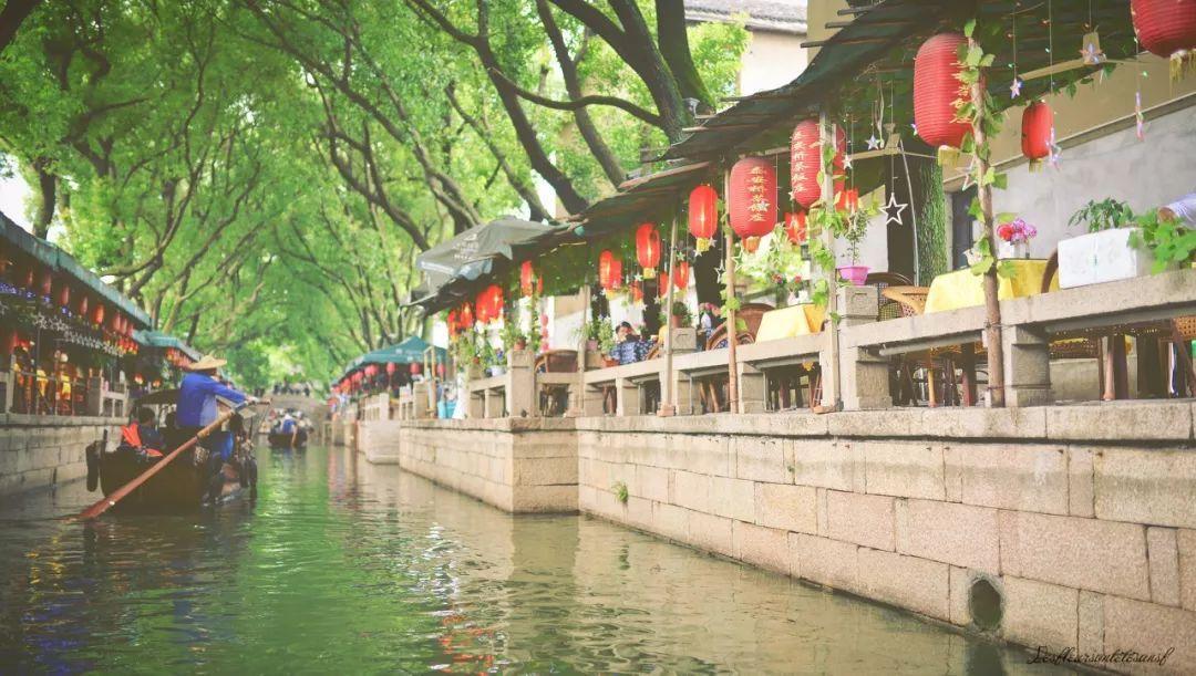 美丽皇后逃脱